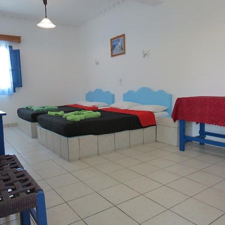 Studios Apartments Perivolos Luaran gambar