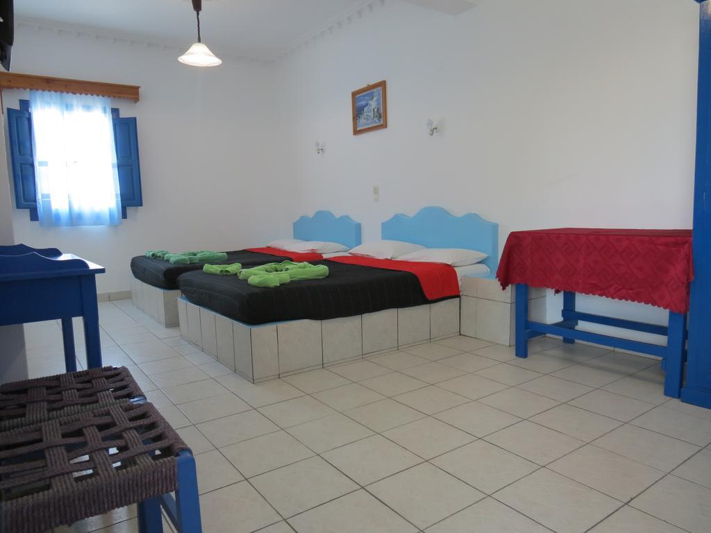 Studios Apartments Perivolos Luaran gambar